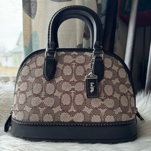 COACH Revel & Wristlet Bundle ✨